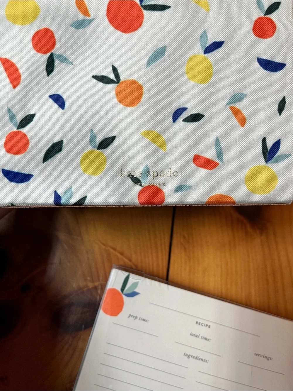 Unused! KATE SPADE Recipe Box + Recipe Cards w/Dividers